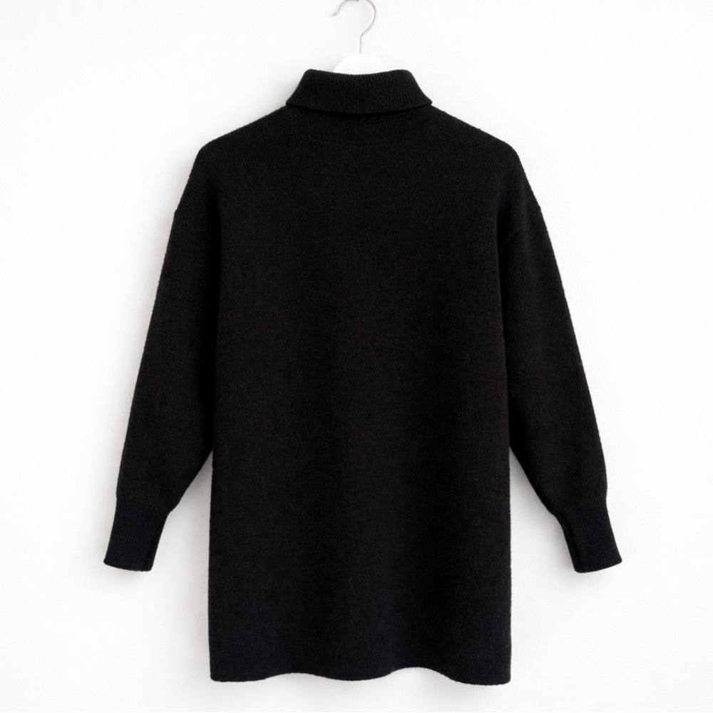 Aritzia Babaton Black Turtleneck Sweater - XS